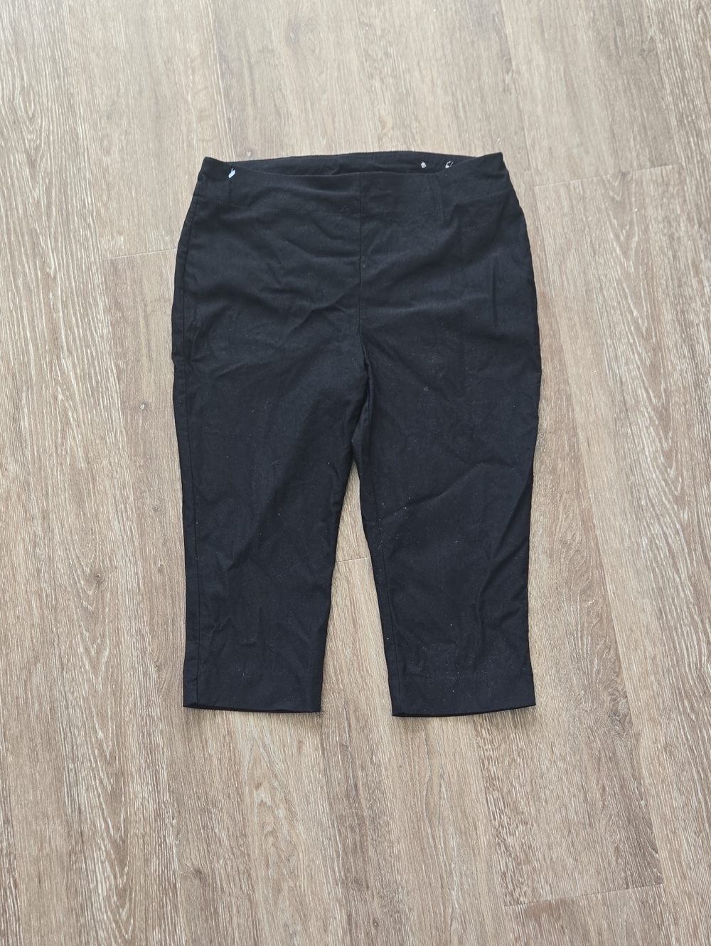Chico's Black Stretch Pull-On Chinos
